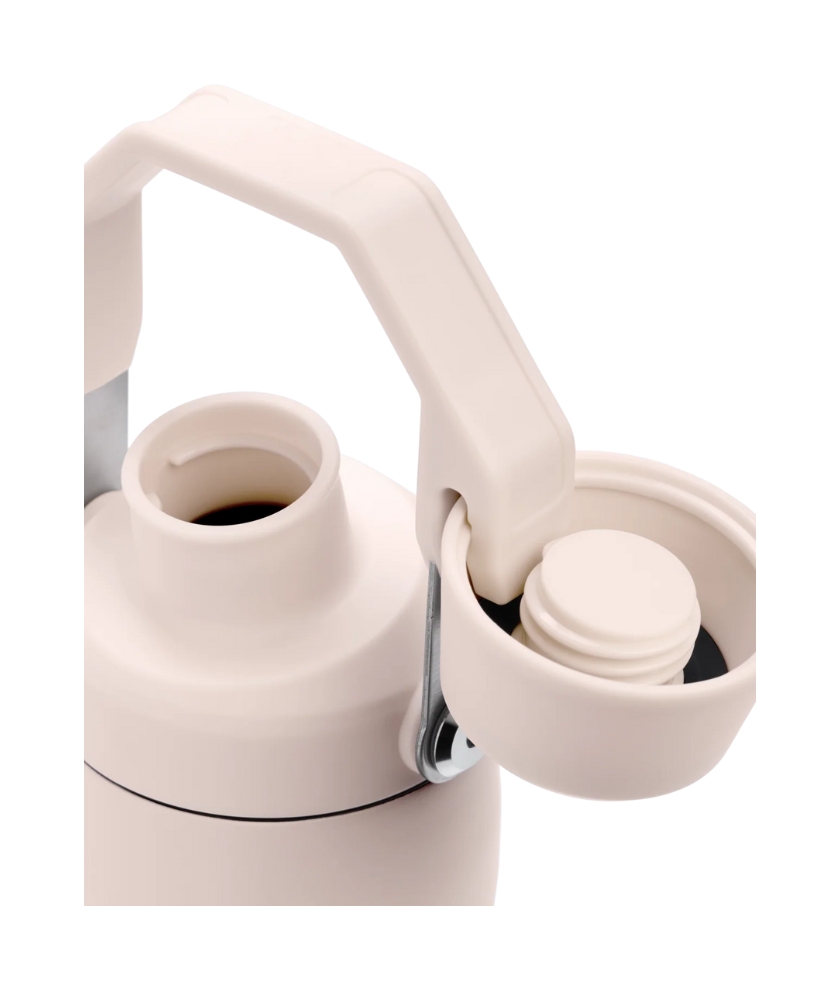 The IceFlow Aerolight Fast Flow VAC Water Bottle 16 OZ