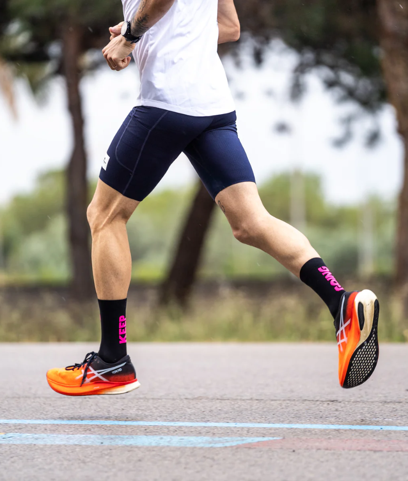 Running Sock Keep Going Black