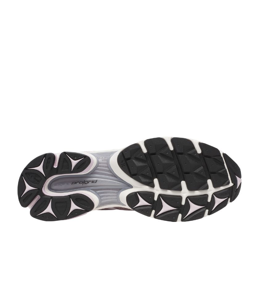 Shoes Progrid Triumph 4 Close Mesh